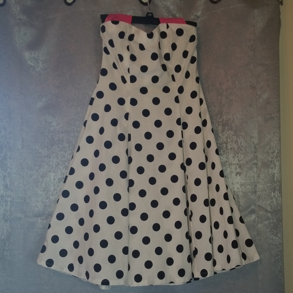 Bernie Dexter halter circle dress